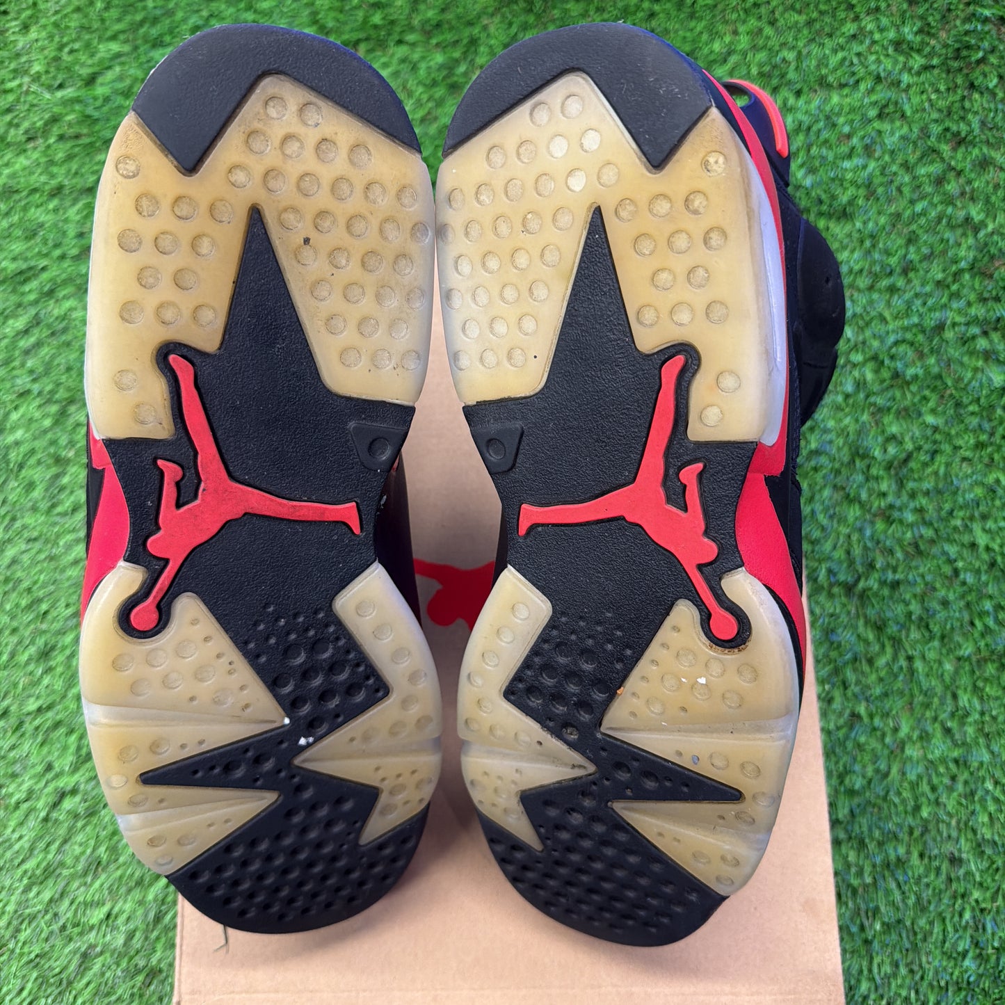 Air Jordan 6 Retro 'Reverse Infrared Salesman'