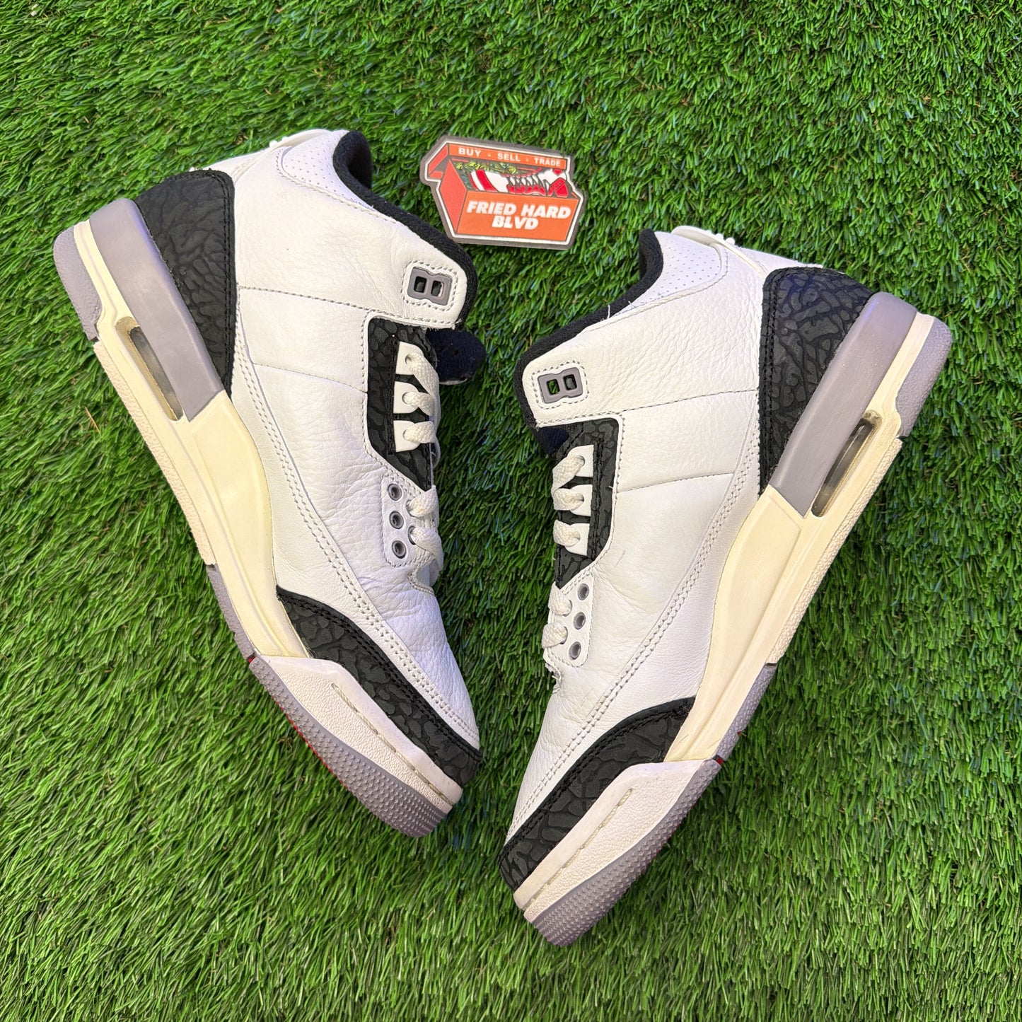 Jordan 3 Retro Cement Grey (GS)