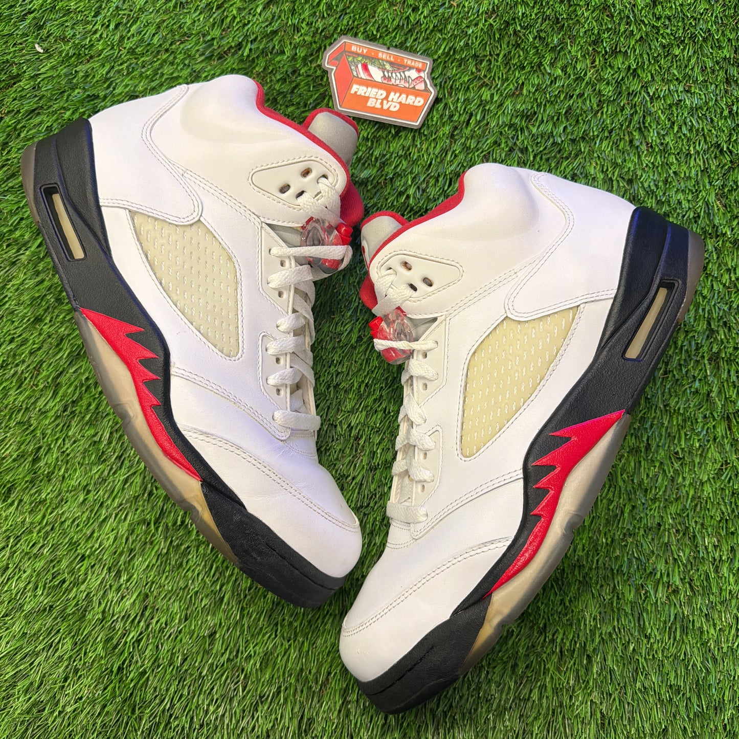 Air Jordan 5 Retro 'Fire Red' 2013