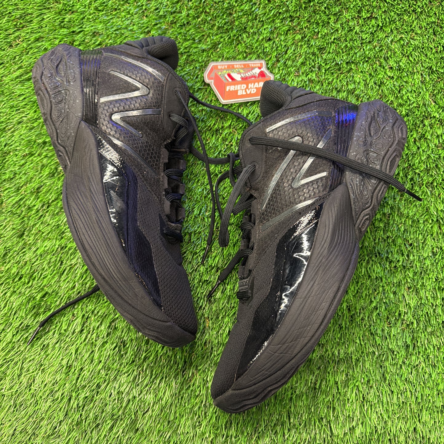 New Balance Black Sneaker 'Black'