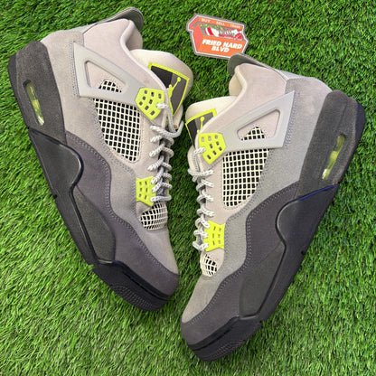Air Jordan 4 Retro SE 'Neon 95'