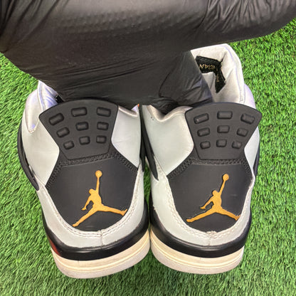 Air Jordan 4 Retro GS 'Platinum Gold'