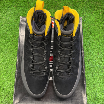 Air Jordan 9 Retro ‘Dark Charcoal University Gold’