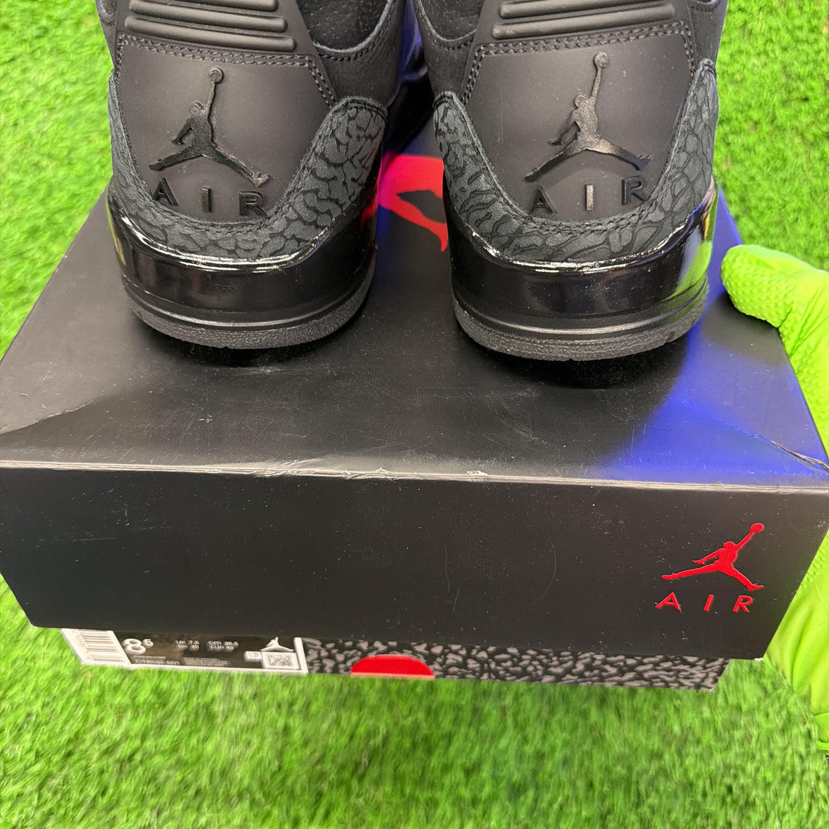 Jordan 3 Retro Black Cat (2025)