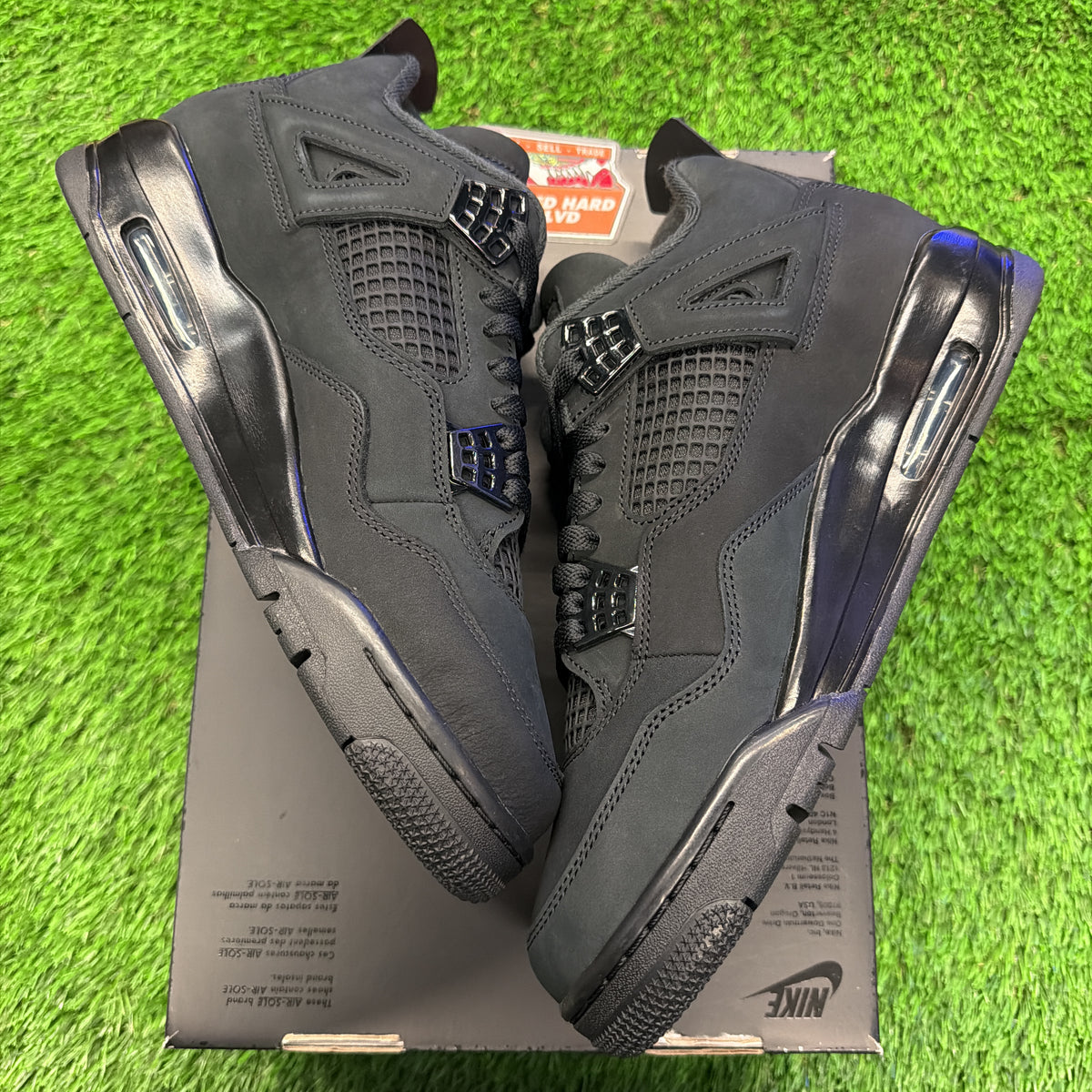 Jordan 4 Retro Black Cat (2025)
