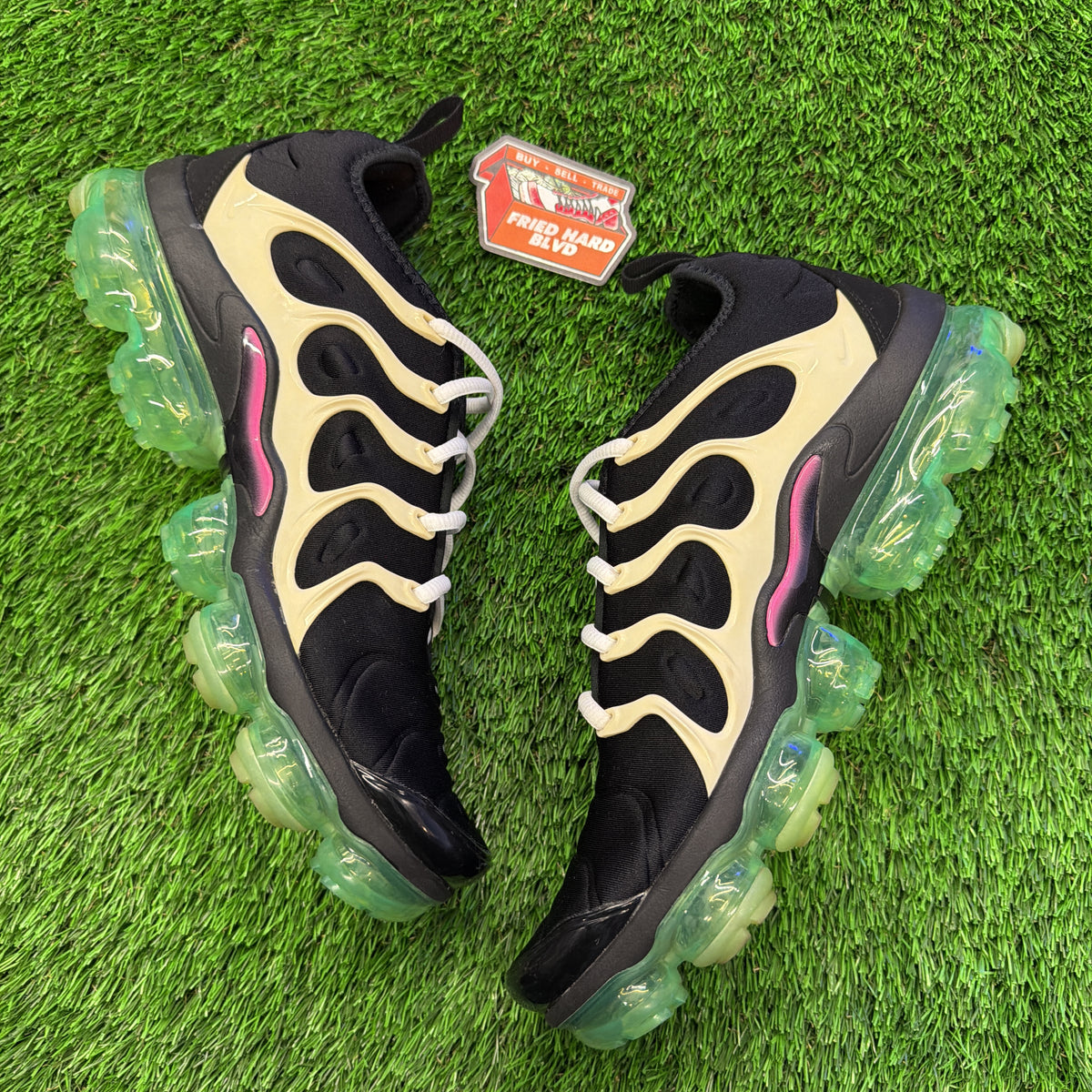 Nike Air VaporMax Plus 'Do You'