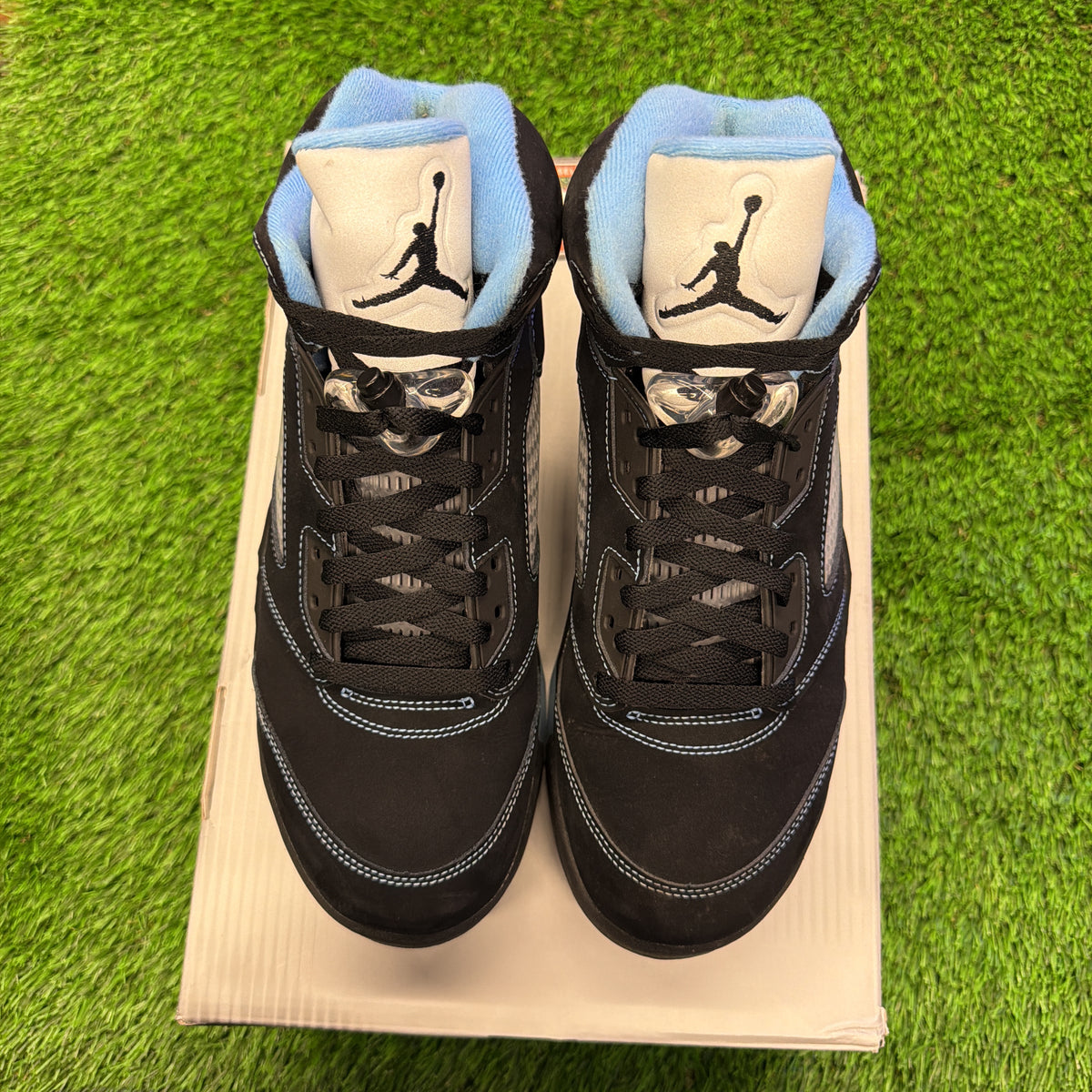 Air Jordan 5 Retro 'Black Carolina / UNC' 2026