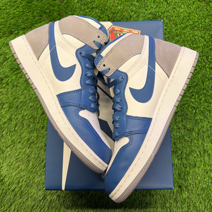 Air Jordan 1 Retro High OG GS 'True Blue'