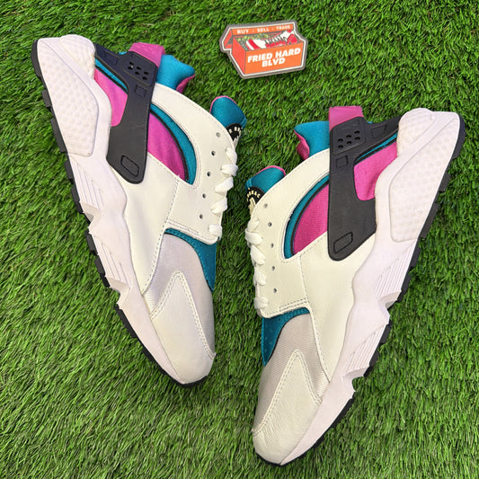 Nike Air Huarache 'Deep Magenta'