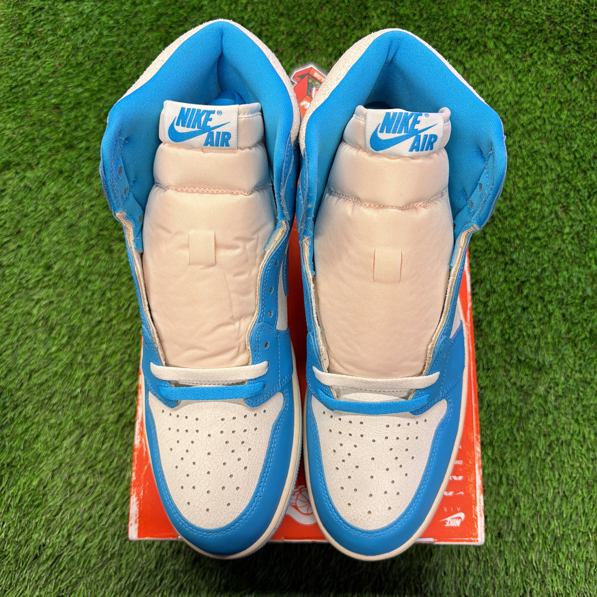 Air Jordan 1 Retro High OG 'UNC Reimagined'