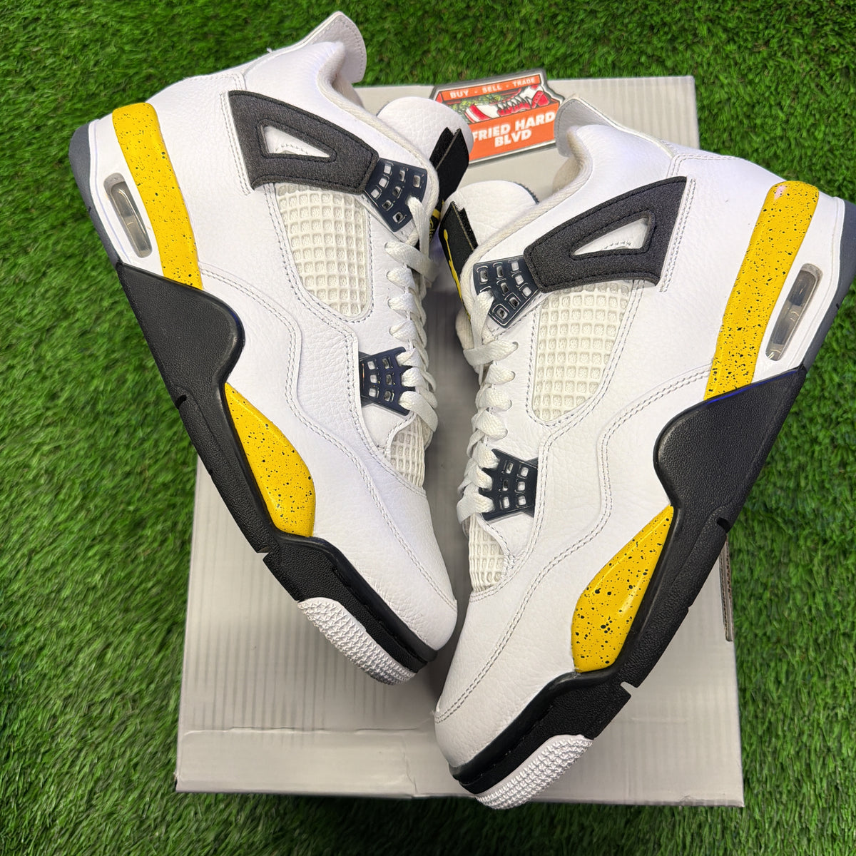 Air Jordan 4 Retro 'Rare Air - Tour Yellow' 2026