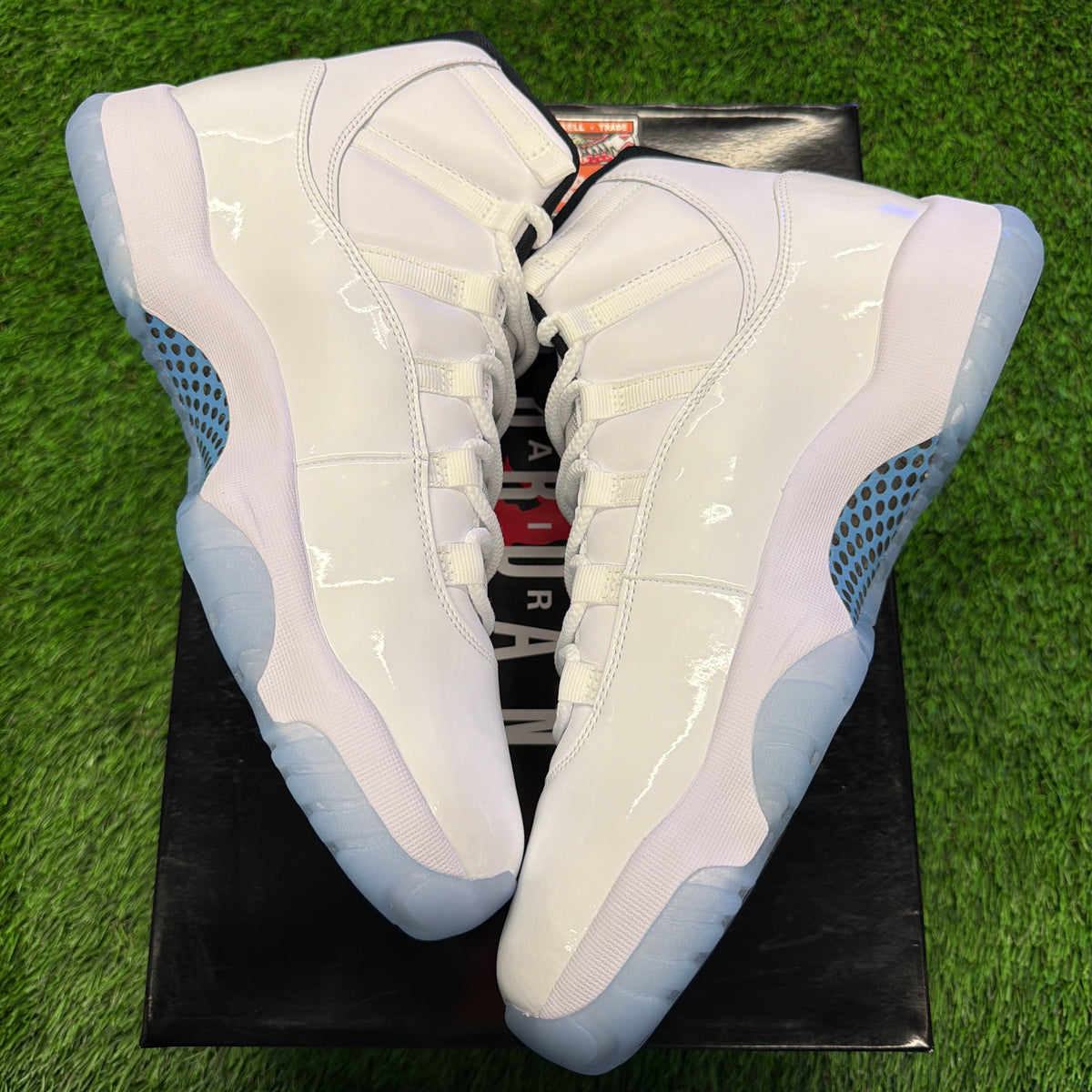 Air Jordan 11 Retro 'Legend Blue / Columbia' 2024 SIZE 12M/13.5W