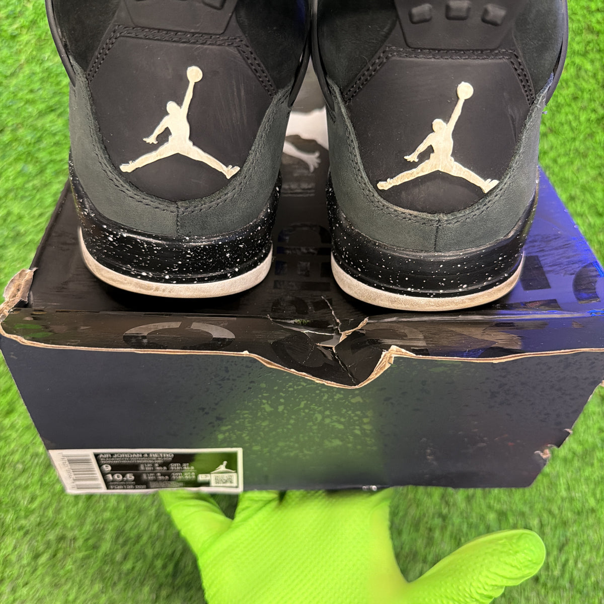 Air Jordan 4 Retro 'Fear' 2024 SIZE 9M/10.5W