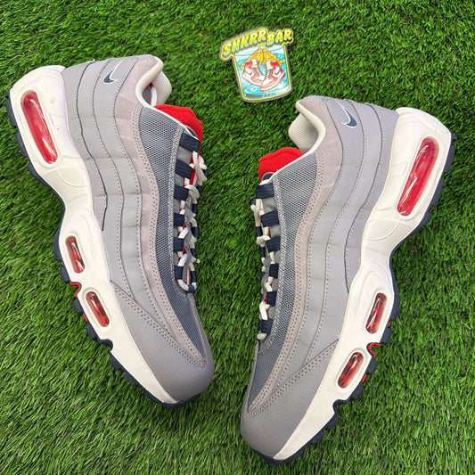 Nike Air Max 95 Grey Navy Crimson SIZE 9.5M/11W