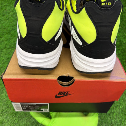 Nike Air Max Sunder Volt Black (Women's) SIZE 12M/13.5W