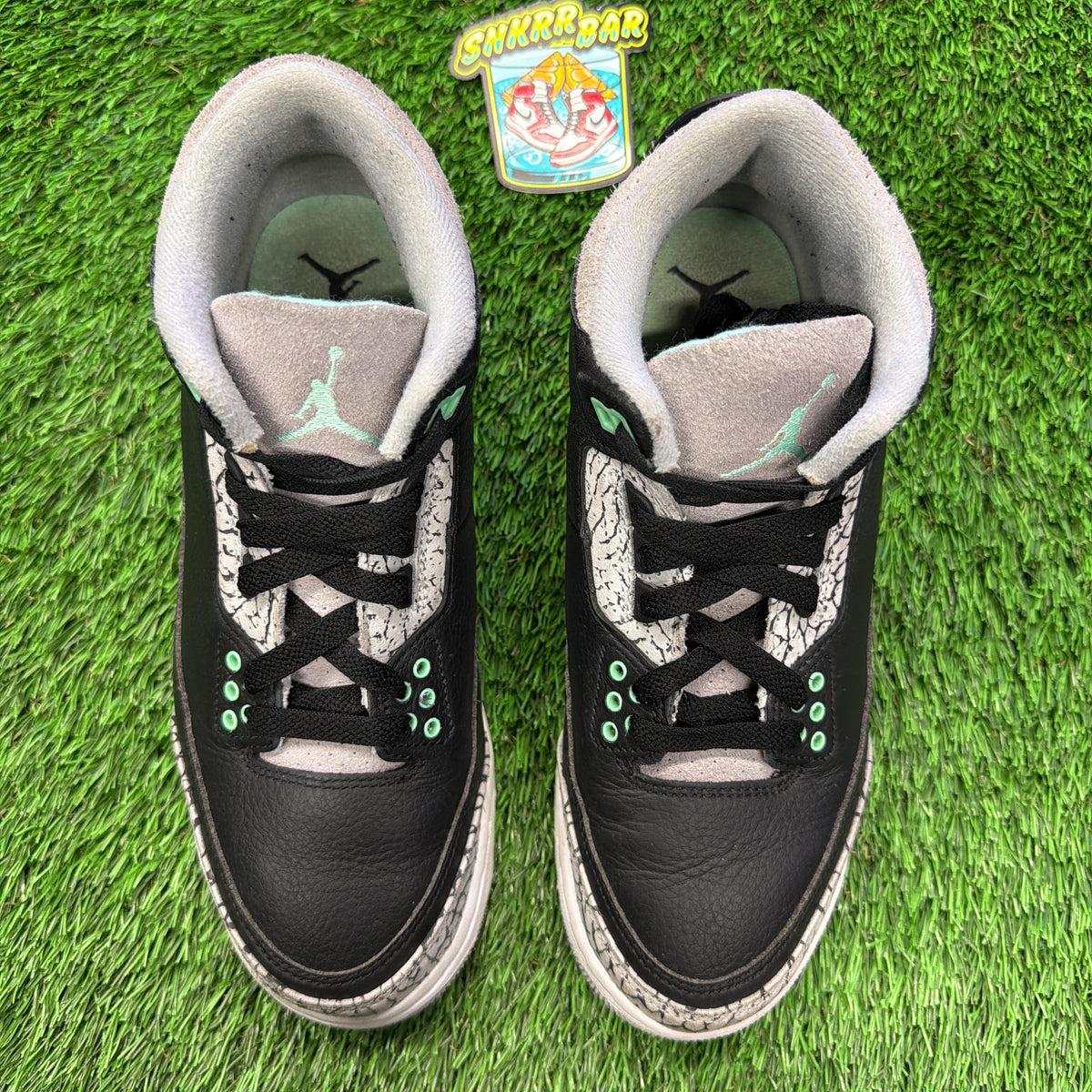 Jordan 3 Retro Green Glow (GS) SIZE 6.5Y/8W