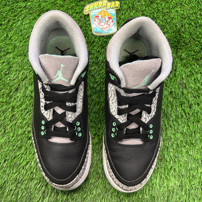 Jordan 3 Retro Green Glow (GS) SIZE 6.5Y/8W