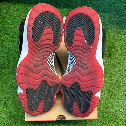 Air Jordan 11 Retro 'Bred' 2019 SIZE 11.5M/13W