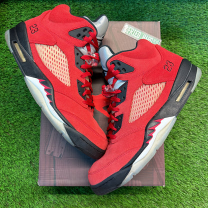 Air Jordan 5 Retro 'Raging Bull' 2021 SIZE 12M/13.5W
