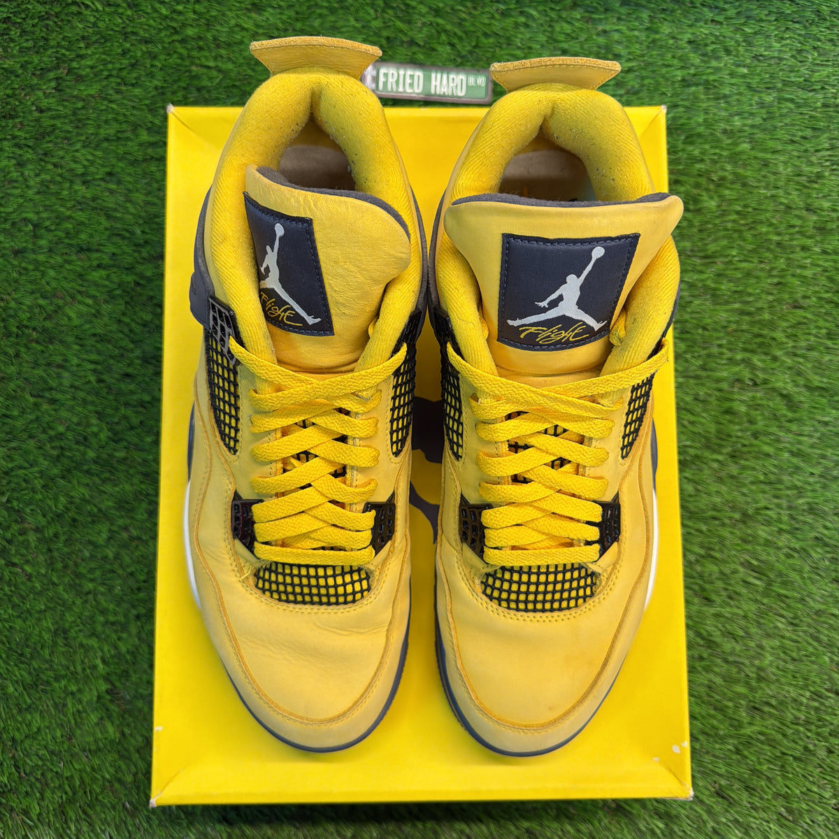 Air Jordan 4 Retro 'Lightning' 2021 SIZE 12M/13.5W