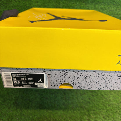 Air Jordan 4 Retro 'Lightning' 2021 SIZE 12M/13.5W