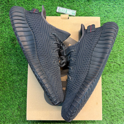 adidas Yeezy Boost 350 V2 'Black Non-Reflective' SIZE 11.5M/13W