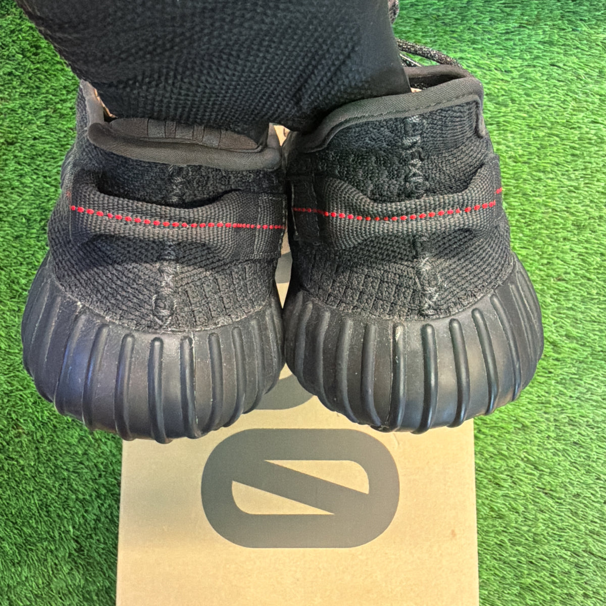 adidas Yeezy Boost 350 V2 'Black Non-Reflective' SIZE 11.5M/13W