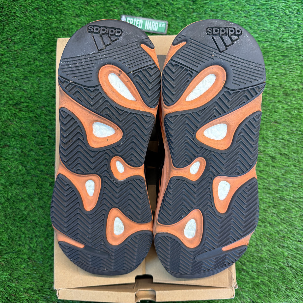 adidas Men's Yeezy Boost 700 'Enflame Amber' SIZE 12M/13.5W