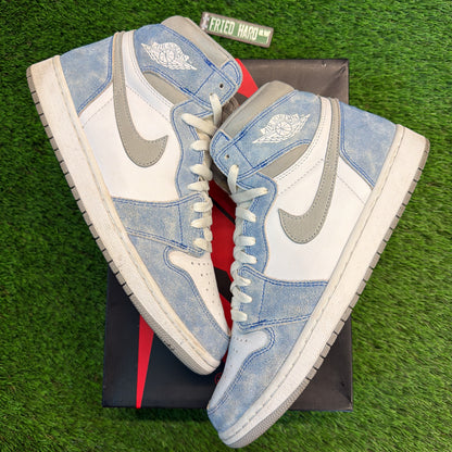 Air Jordan 1 Retro High OG 'Hyper Royal' SIZE 12M/13.5W