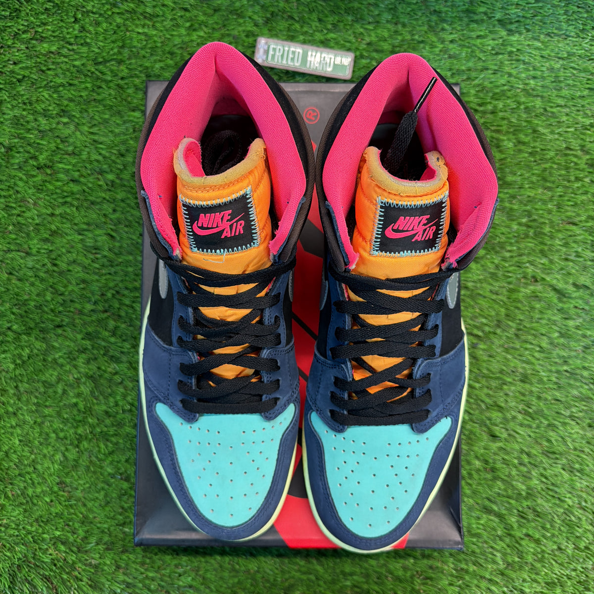 Air Jordan 1 Retro High 'Tokyo Bio Hack' SIZE 12M/13.5W