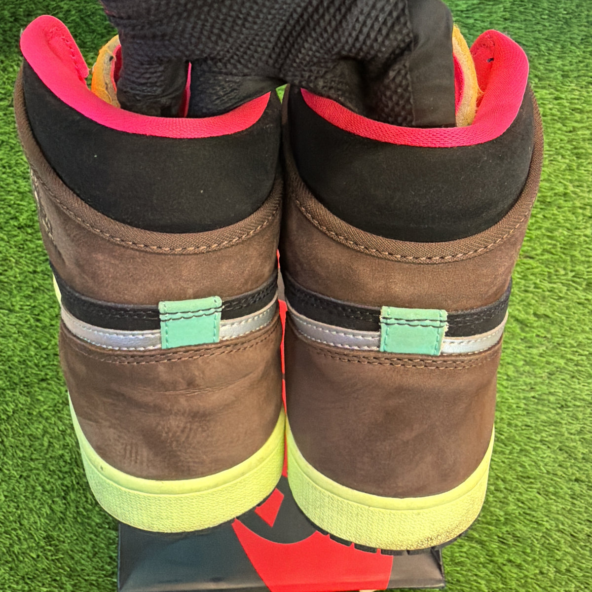 Air Jordan 1 Retro High 'Tokyo Bio Hack' SIZE 12M/13.5W