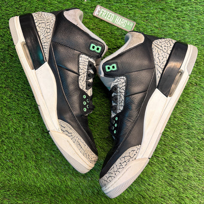 Air Jordan 3 Retro 'Green Glow' SIZE 12M/13.5W