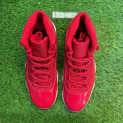 Air Jordan 11 Retro 'Win Like '96' SIZE 11M/12.5W