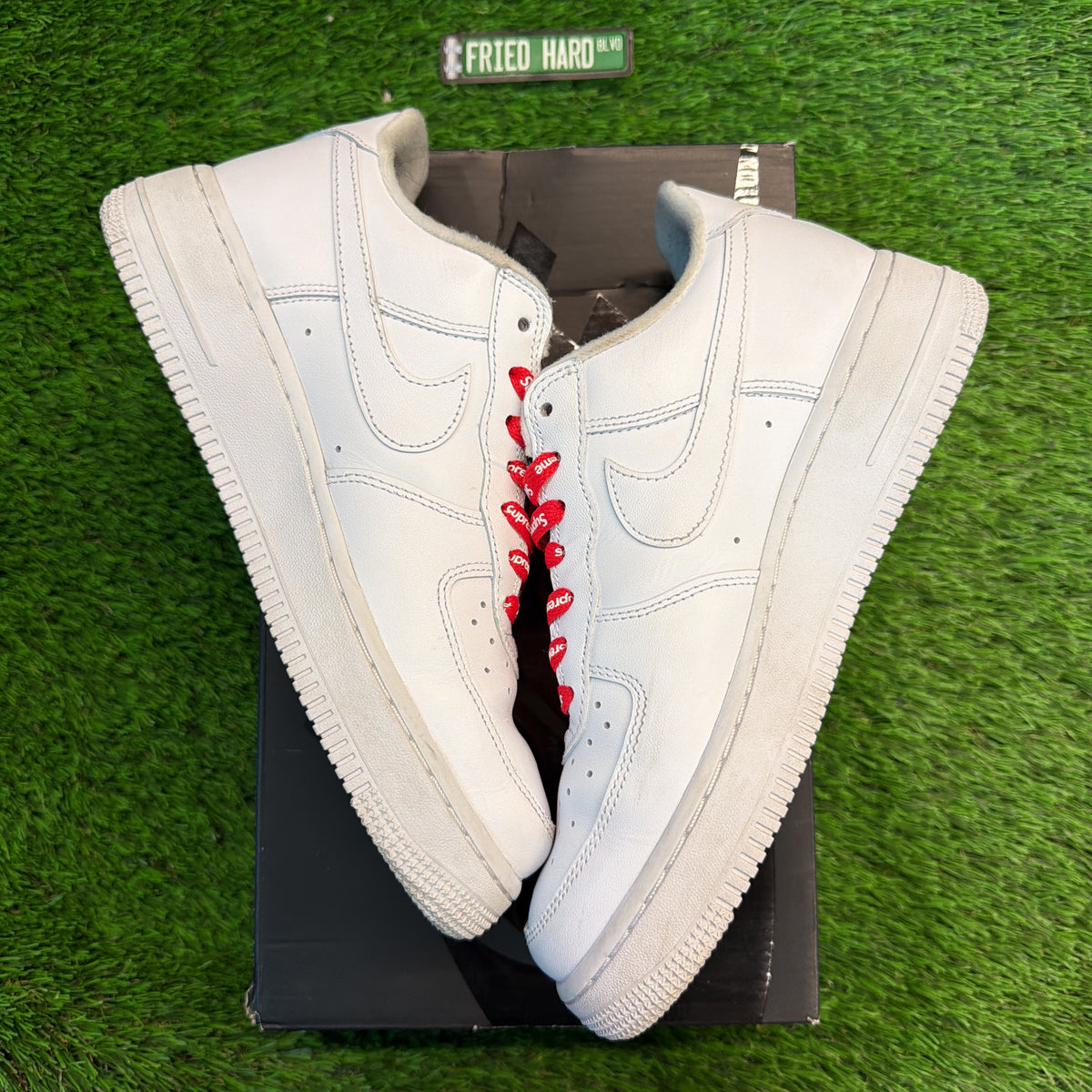 Supreme x Nike Air Force 1 Low 'Box Logo - White' SIZE 6.5M/8W