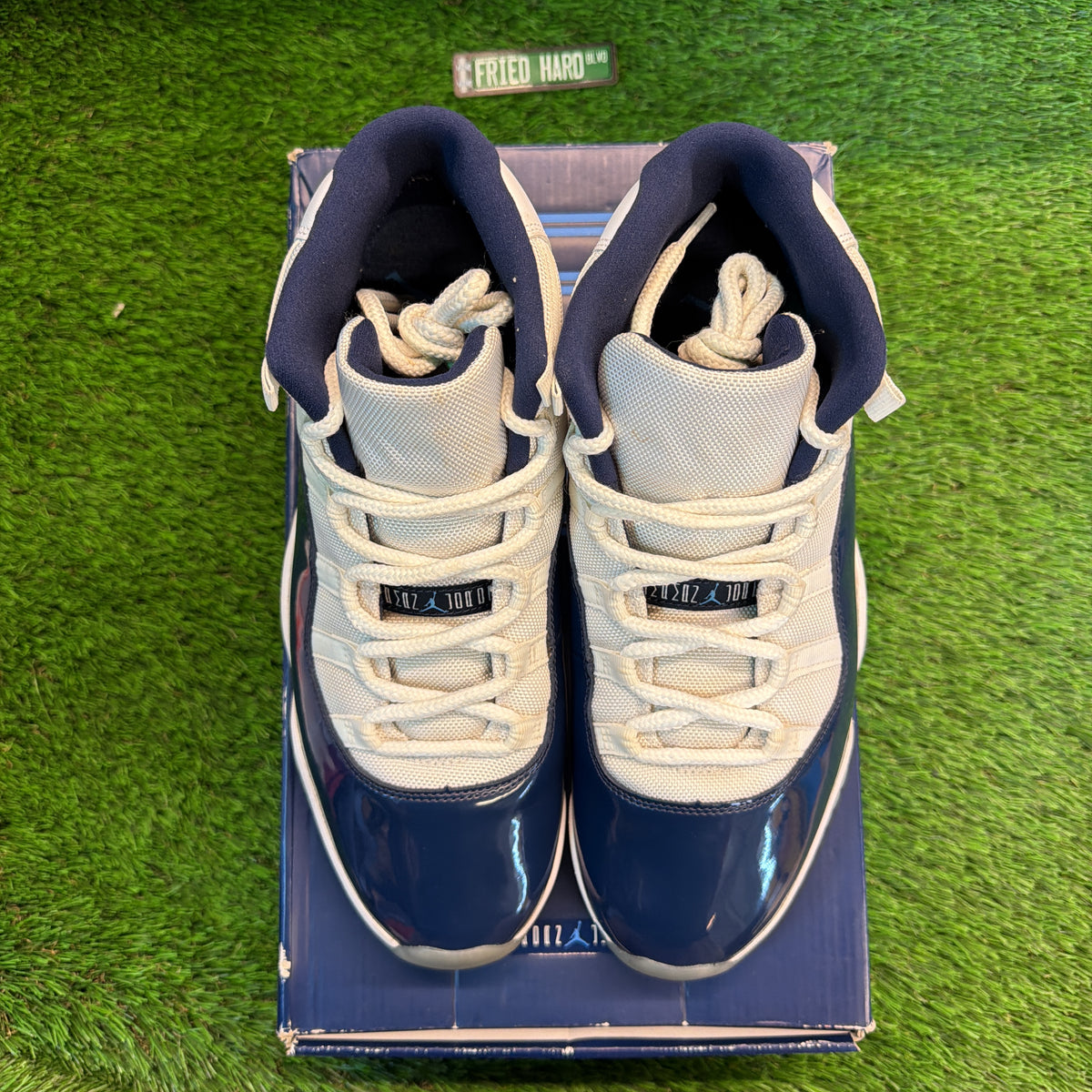 Air Jordan 11 Retro 'Win Like '82' SIZE 11.5M/13W