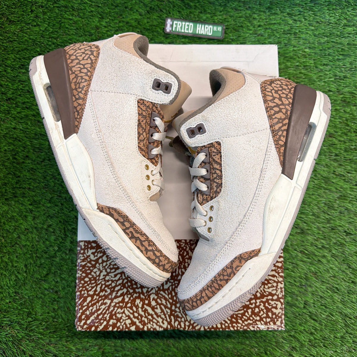 Air Jordan 3 Retro 'Palomino' SIZE 7.5M/9W