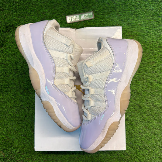 Wmns Air Jordan 11 Retro Low 'Pure Violet' SIZE 6.5Y/8W