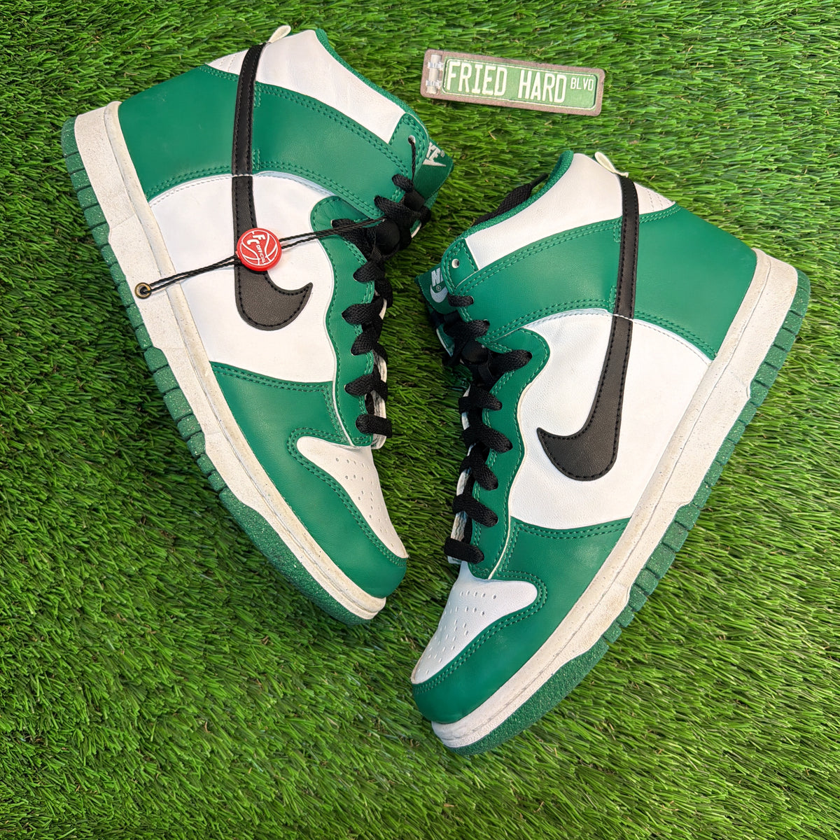Nike Dunk High GS 'Celtics' SIZE 6.5Y/8W