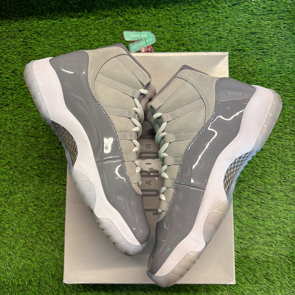 Air Jordan 11 Retro 'Cool Grey' 2021 SIZE 10M/11.5W