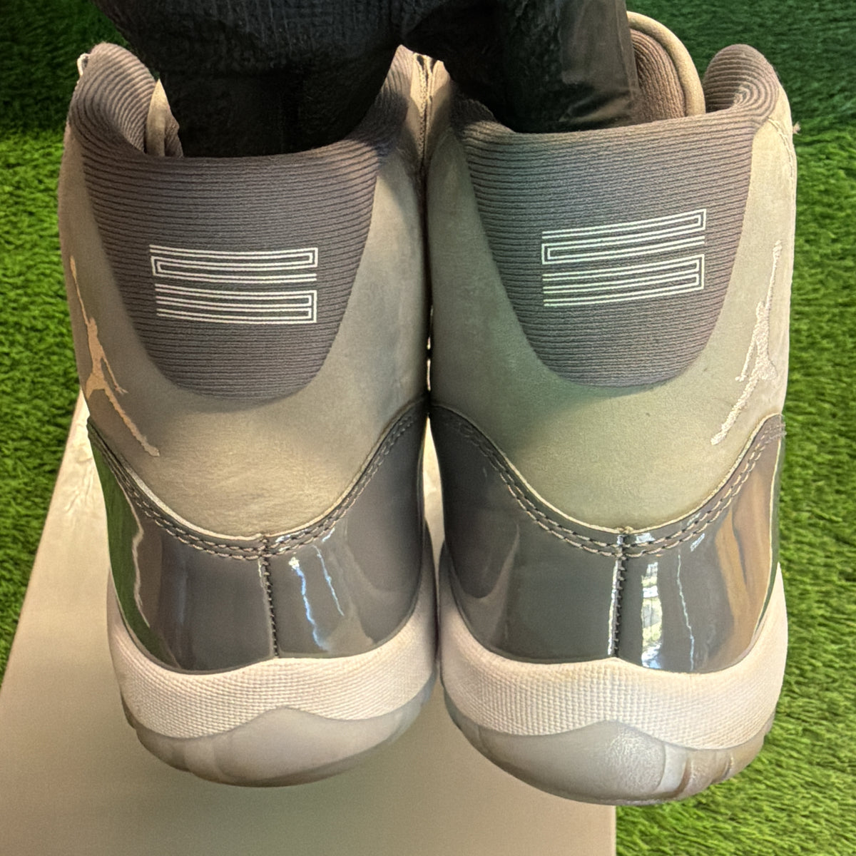 Air Jordan 11 Retro 'Cool Grey' 2021 SIZE 10M/11.5W