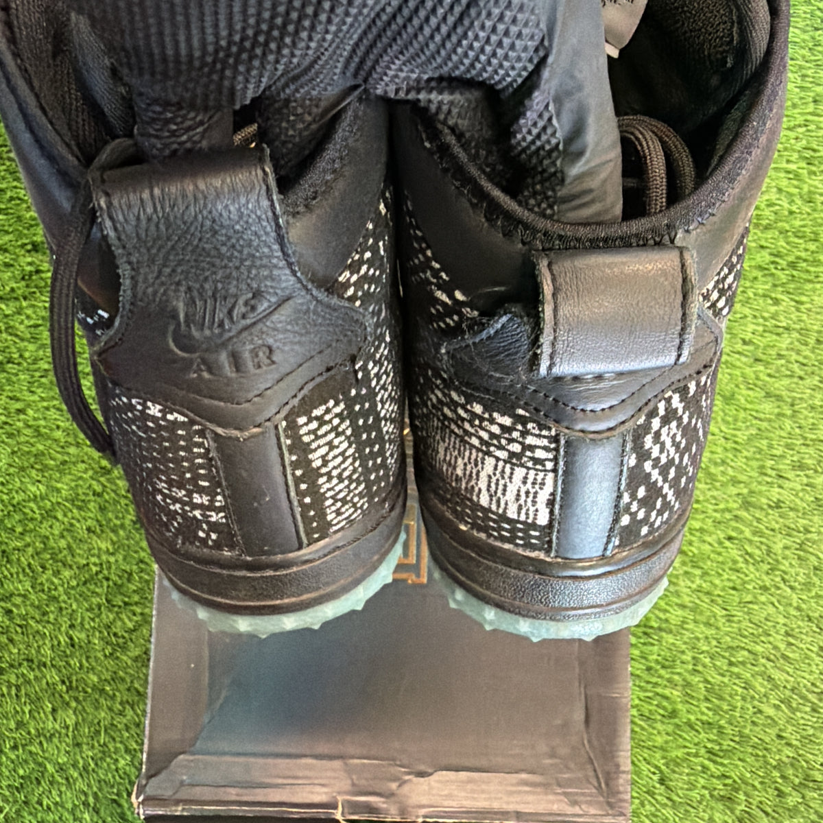 Nike Air Force 1 Duckboot 'BHM' SIZE 11.5M/13W