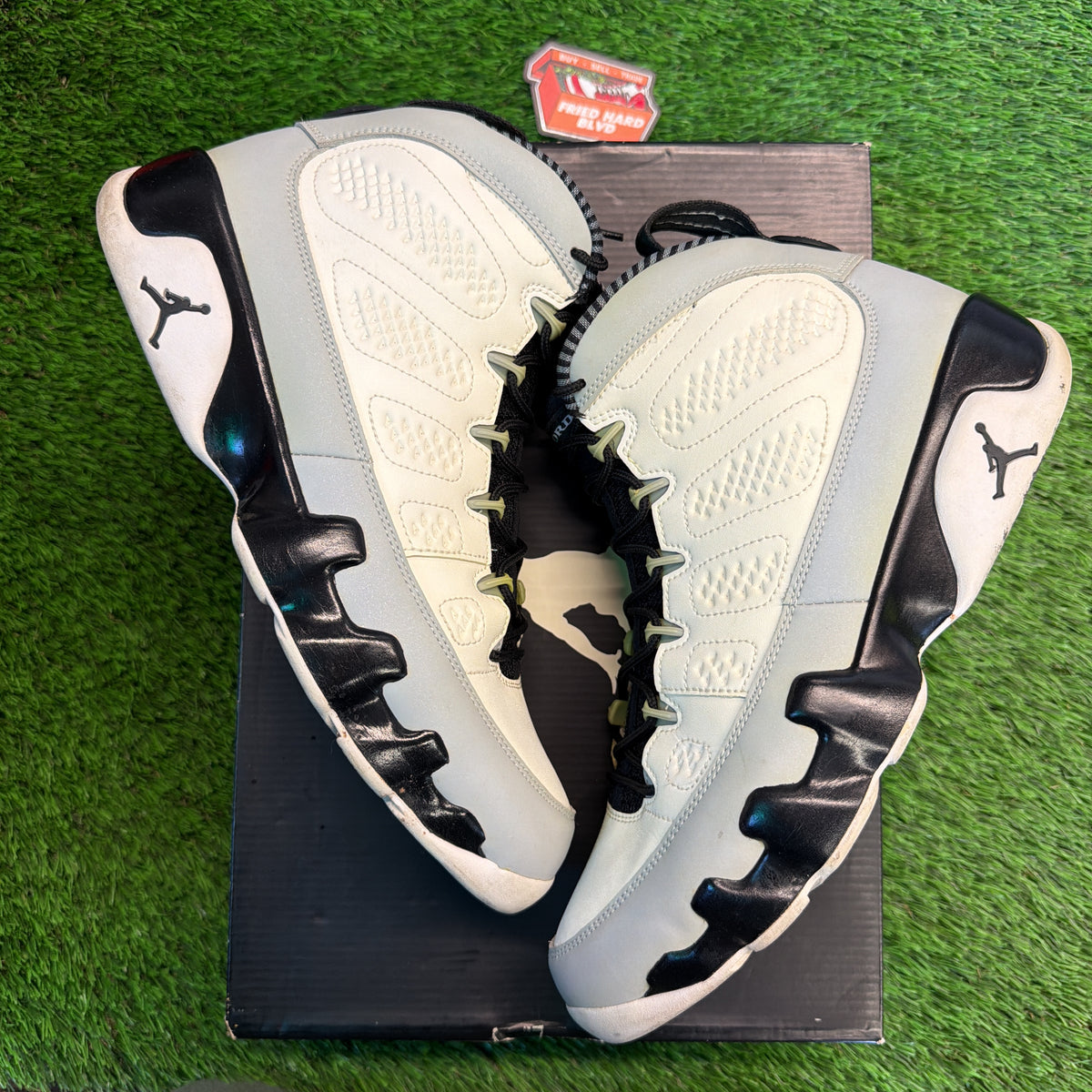Air Jordan 9 Retro 'Barons' SIZE 9.5M/11W