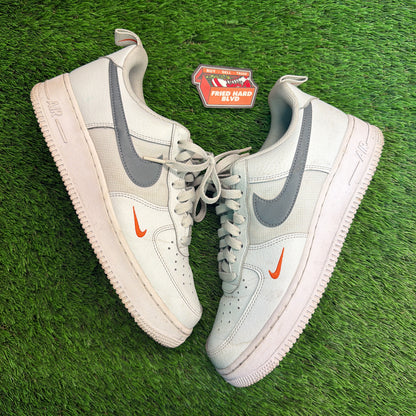 Nike Air Force 1 '07 'Photon Dust Safety Orange' SIZE 9.5M/11W