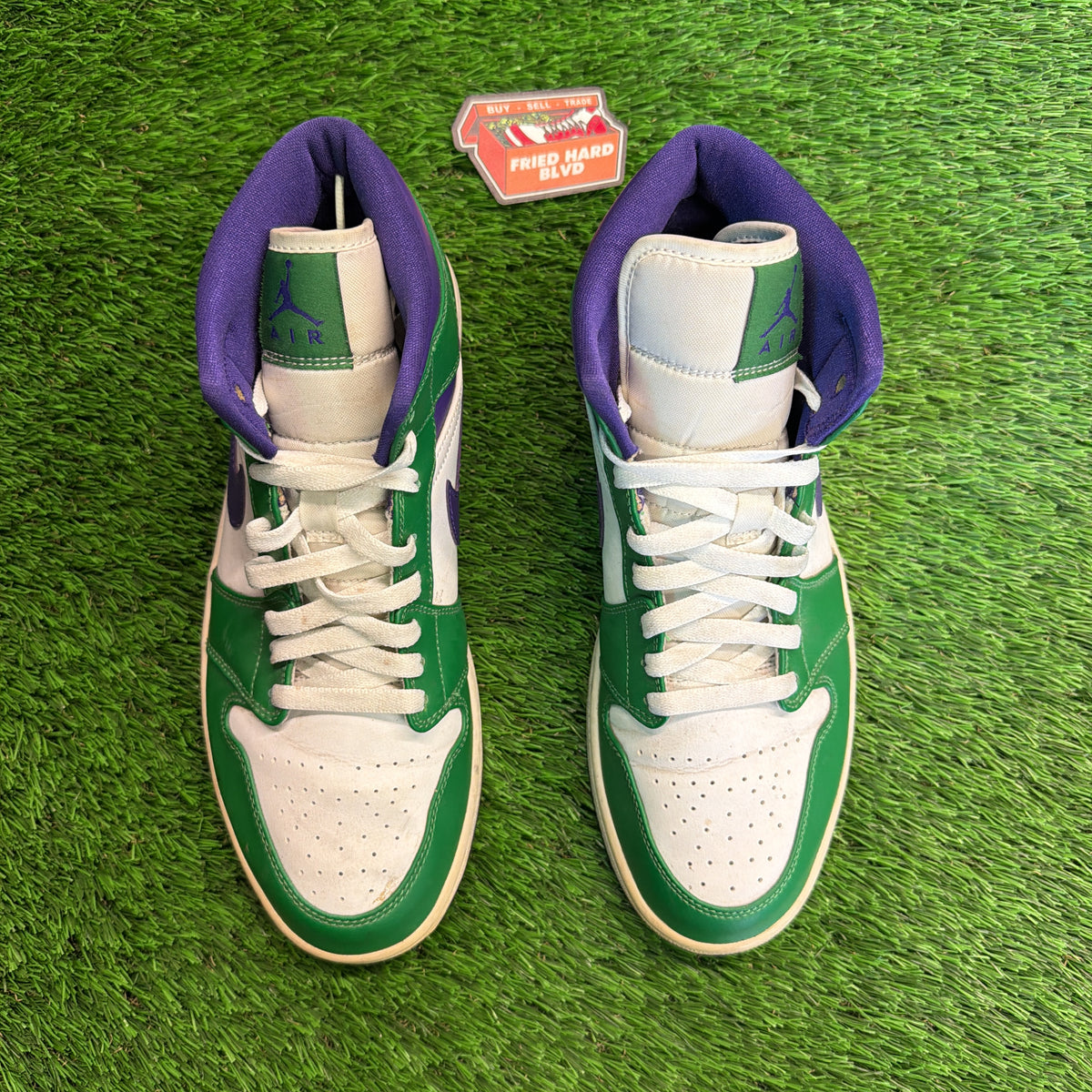 Air Jordan 1 Mid 'Hulk' SIZE 9.5M/11W
