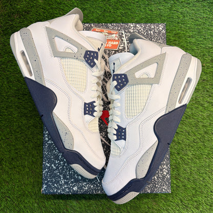 Air Jordan 4 Retro 'Midnight Navy' SIZE 12M/13.5W
