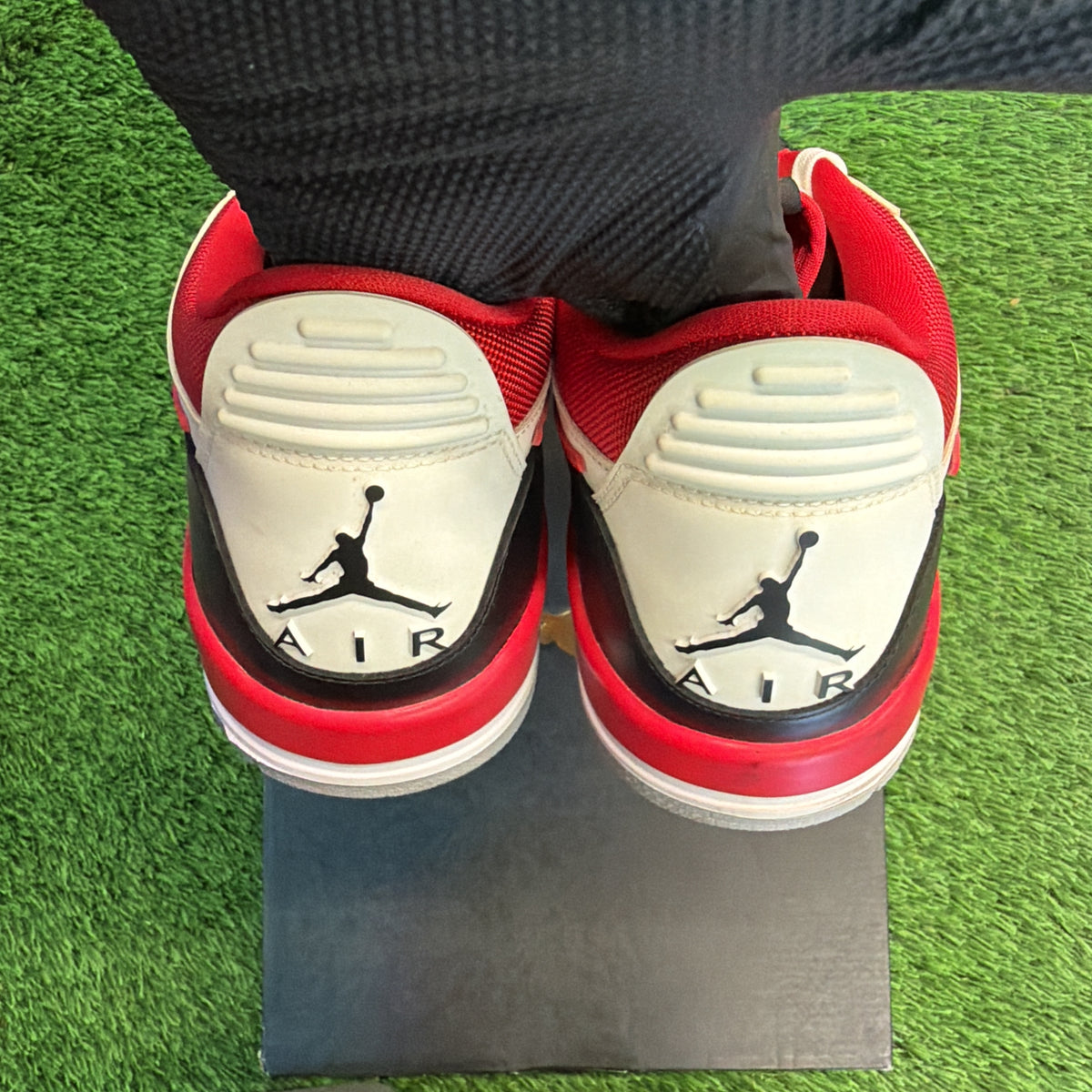 Air Jordan Legacy 312 Low 'Black Toe' SIZE 9.5M/11W