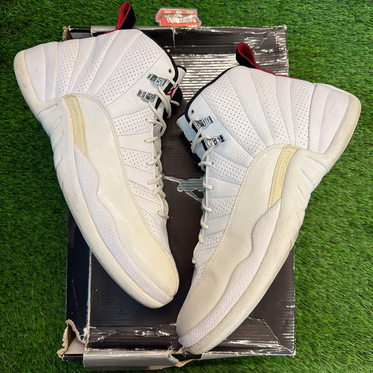 Air Jordan 12 Retro 'Rising Sun' SIZE 12M/13.5W