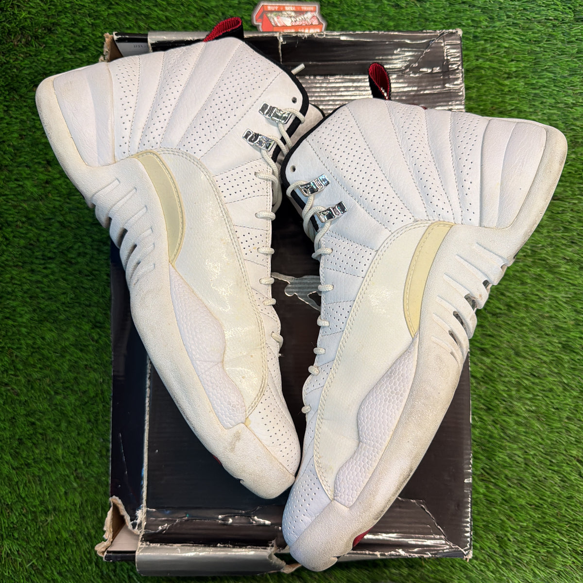 Air Jordan 12 Retro 'Rising Sun' SIZE 12M/13.5W