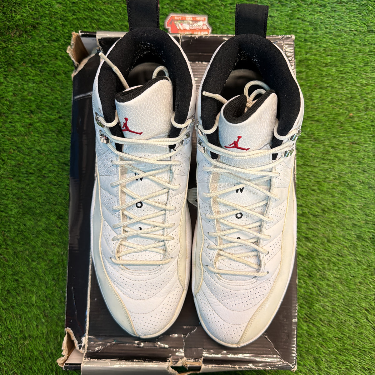 Air Jordan 12 Retro 'Rising Sun' SIZE 12M/13.5W