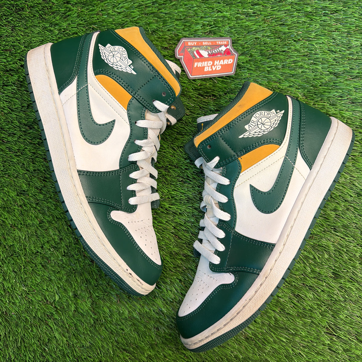 Air Jordan 1 Mid 'Sonics' SIZE 9.5M/11W